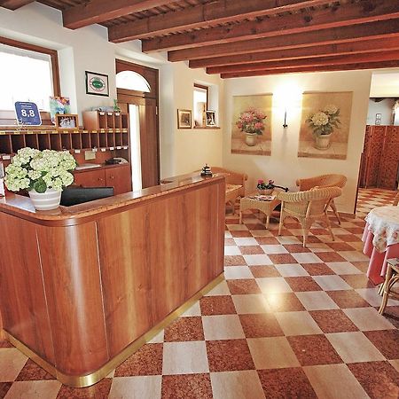 Hotel Faccioli Valeggio sul Mincio Luaran gambar