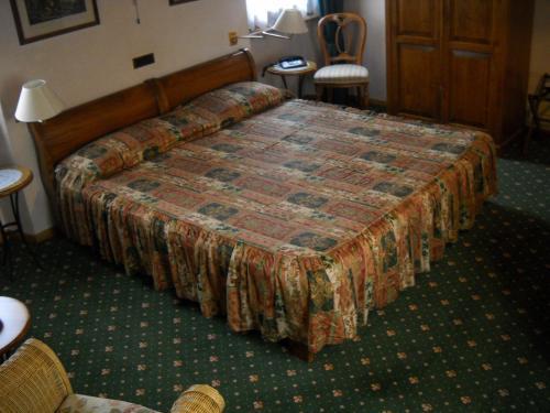 Hotel Faccioli Valeggio sul Mincio Luaran gambar