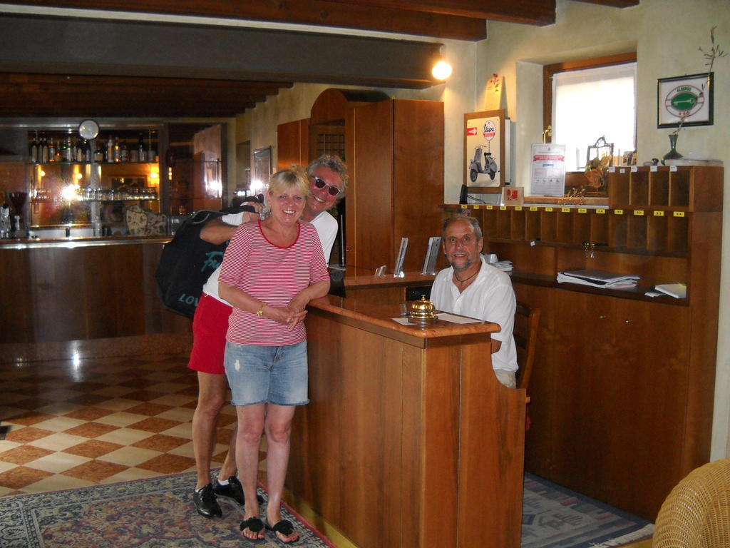 Hotel Faccioli Valeggio sul Mincio Luaran gambar