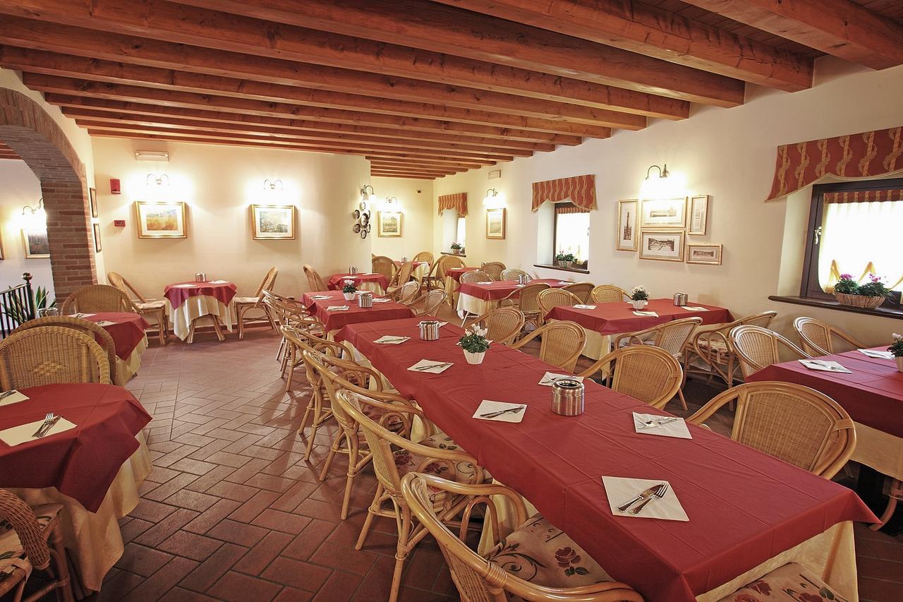 Hotel Faccioli Valeggio sul Mincio Luaran gambar